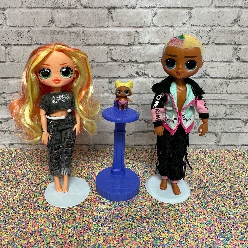 L.O.L. Surprise! LOL Surprise OMG Dolls COOL LEV SKATEPARK QT LIL SCRIBBLES